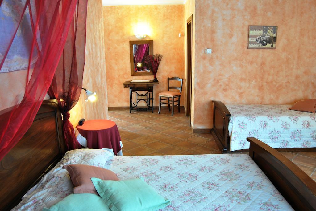 Le Macine Del Confluente Bed & Breakfast บาดาลุคโค ภายนอก รูปภาพ